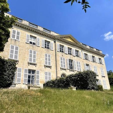 Romantique Jacuzzi, Au Chateau A 30 Min De Paris Apartment Limay ภายนอก รูปภาพ