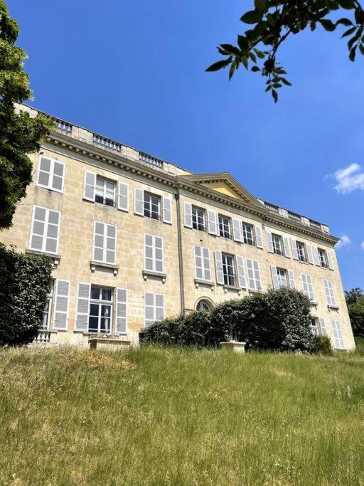 Romantique Jacuzzi, Au Chateau A 30 Min De Paris Apartment Limay ภายนอก รูปภาพ